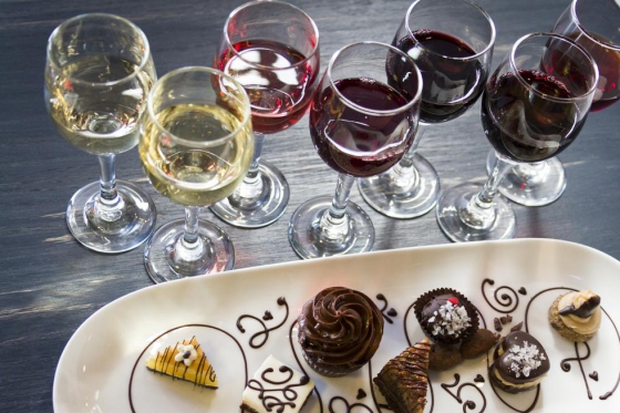 Schokolade und Wein  - für 1 Person, inkl. Degustation  [article_picture_small]