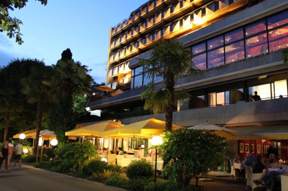  3-Gang-Menü und Snacks - Mahlzeit für 2 Personen im Cafe Bellagio in Montreux 2 [article_picture_small]