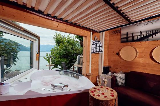 Nuitée en cabane dans un arbre - avec jacuzzi, petit déjeuner et souper 4 plats.  [article_picture_small]