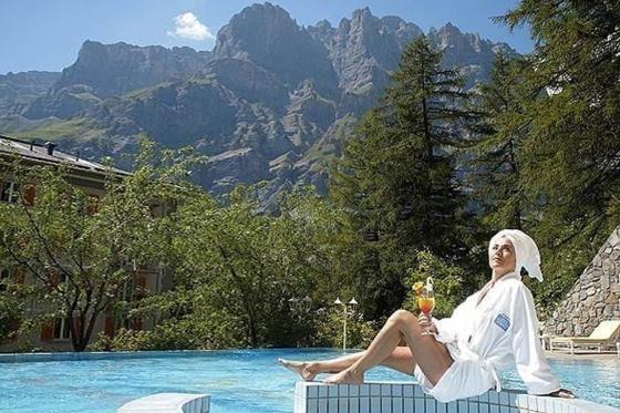 Day Spa & Verpflegung im Wallis - 3-Gänge-Menü & Zugang zum Spa für 2 Personen 1 [article_picture_small]