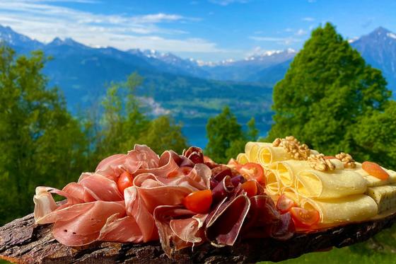 Privat-Wellness in eigener Suite - inkl. Übernachtung in der Château d'amour Suite & 3-Gang Menü 6 [article_picture_small]