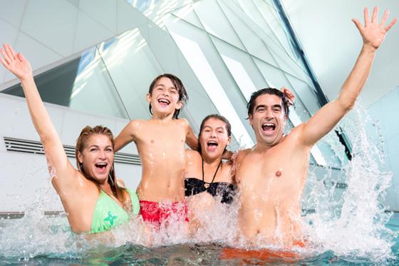 Familien Badespass in Bern - Erlebnisbad Bernaqua für 4 Pers.  [article_picture_small]