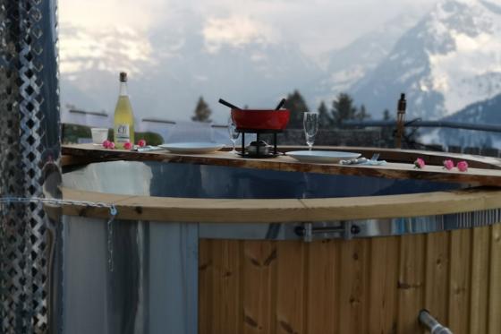 Bubble Suite & jacuzzi - 1 nuitée dans la suite aux 5 milliards d’étoiles pour 2 personnes 7 [article_picture_small]