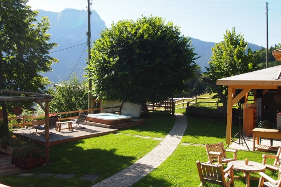 Nuit dans une roulotte - 1 nuit, avec petit déjeuner et libre accès à l'espace bien-être 8 [article_picture_small]