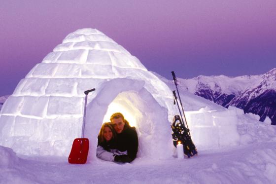 Love-Nest Iglu - Übernachtung im klassisch gebauten Iglu für 2 in Zermatt  [article_picture_small]