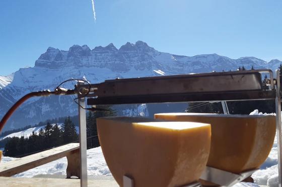 Helikopterflug & Raclette -  inkl. Raclette-Plausch für 2 Personen | 18 Minuten Flug 2 [article_picture_small]