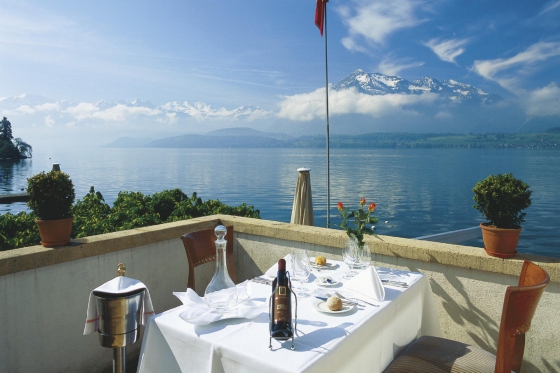 Séjour au bord du lac de Thoune - Nuit en loveroom, dîner aux chandelles et bouteille de Prosecco inclus 2 [article_picture_small]