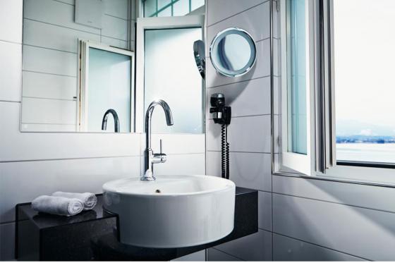 Séjour au bord du lac de Thoune - Nuit en loveroom, dîner aux chandelles et bouteille de Prosecco inclus 7 [article_picture_small]