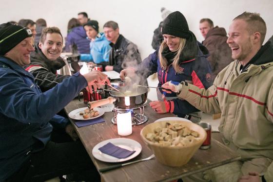 Fondue Deluxe im Iglu für 2 - inkl. Apéro & Besichtigung 1 [article_picture_small]